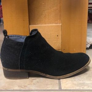 Black Tom’s booties